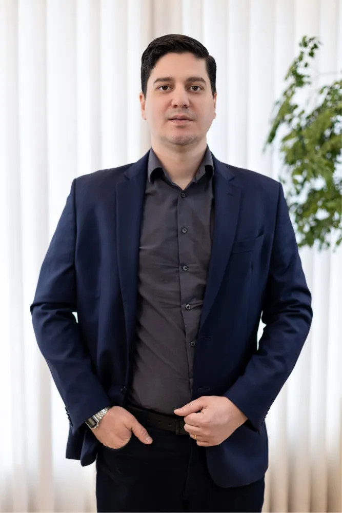 Dr. Leonardo Almeida
