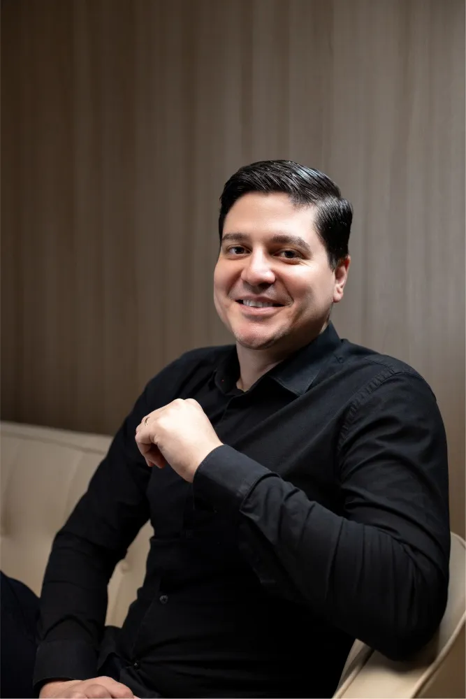 Dr. Leonardo Almeida